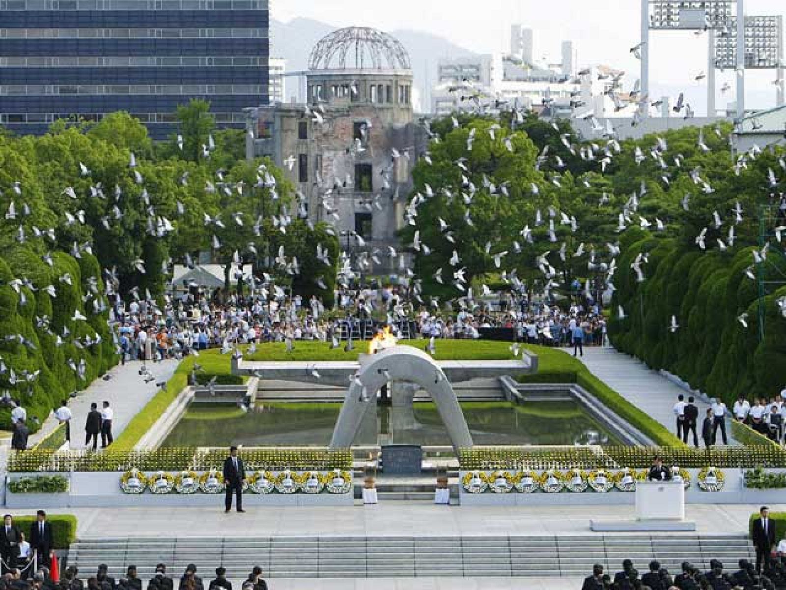 Telediario 2 en cuatro minutos - 06/08/10 | Ver