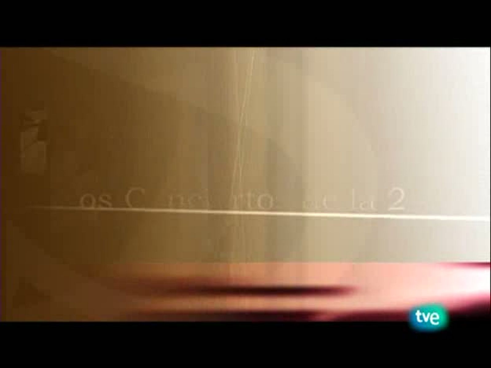 Los conciertos de La 2 - A. Bertomeu, Elliot Carter y Dvorák - Los conciertos de La 2 | Ver