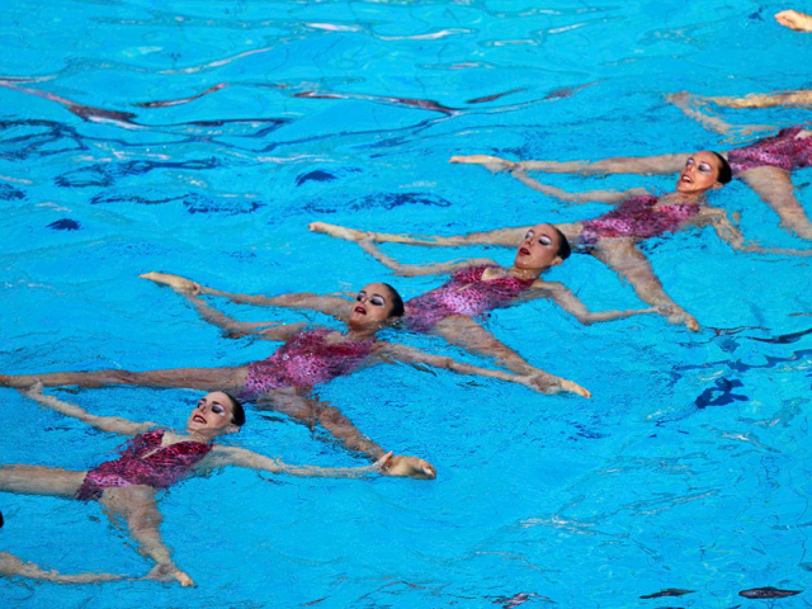 España ha sumado su cuarta medalla de plata en los Europeos de natación de Budapest en la final de combinada de natación sincronizada.