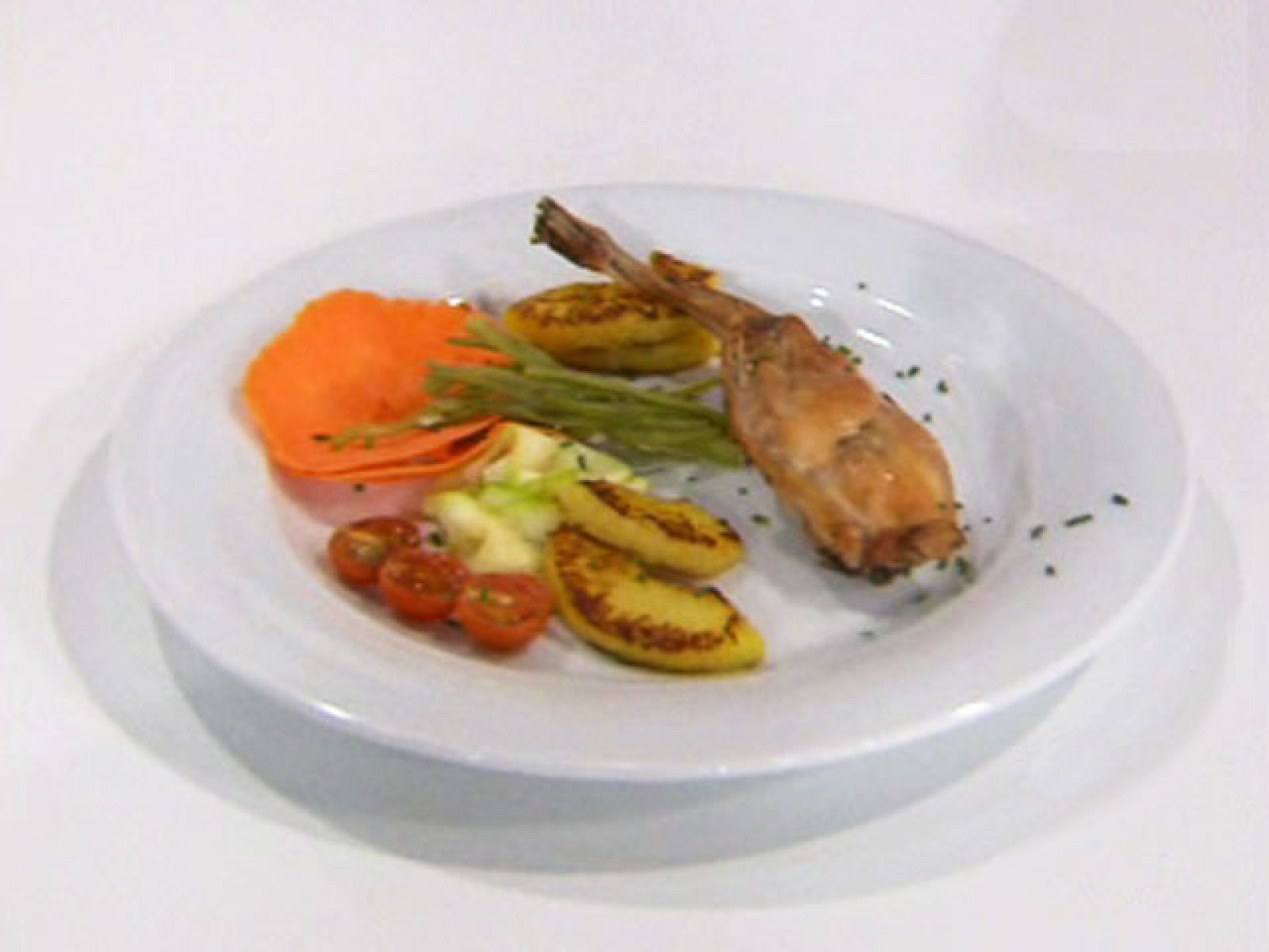 Saber cocinar - Conejo asado a la piña - RTVE Cocina | Ver