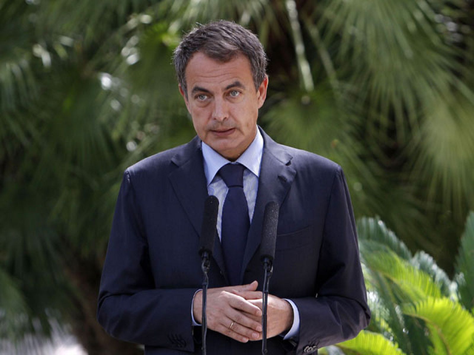 Zapatero: "El Gobierno va a poner todo el sentido constructivo del diálogo" | Ver