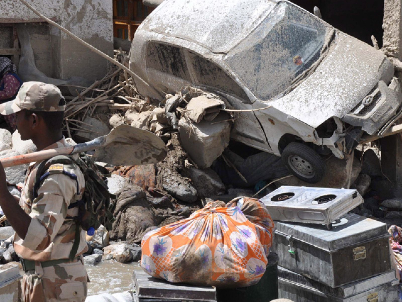 El padre de la turista española viaja para identificar el cuerpo encontrado