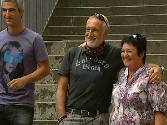  - Regresan siete montañeros