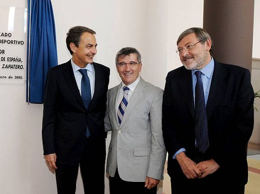 Telediario 1 - Telediario en 4' - 12/08/10