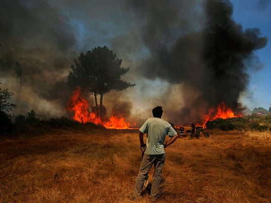  - Portugal lucha contra el fuego