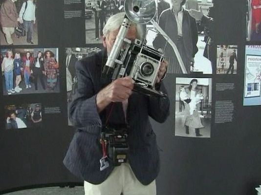 La 2 Noticias - "Una vida en el aeropuerto"