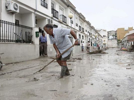 Telediario 1 - Telediario en 4' - 17/08/10