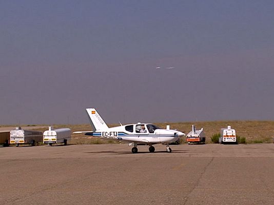  - Vuelo acrobático en Cuatro Vientos