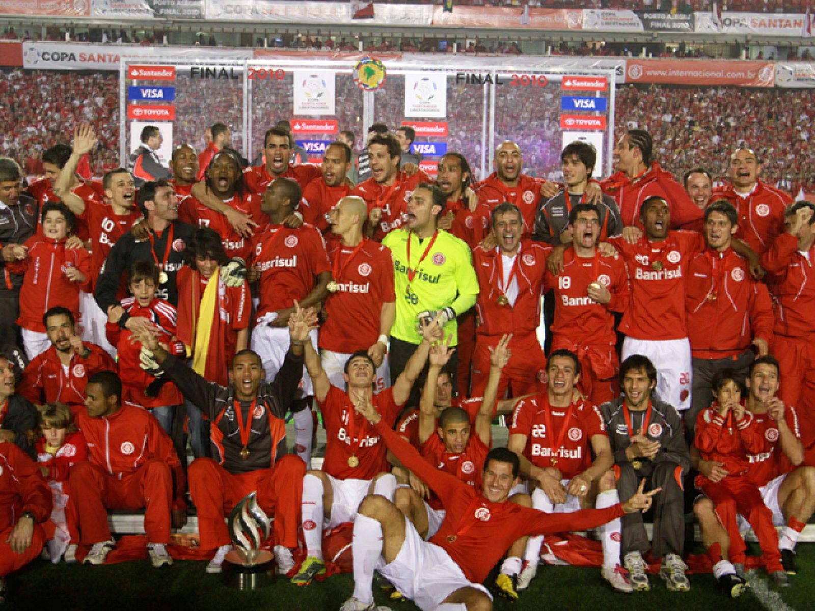 La Copa Libertadores acaba 'a golpes' | Ver