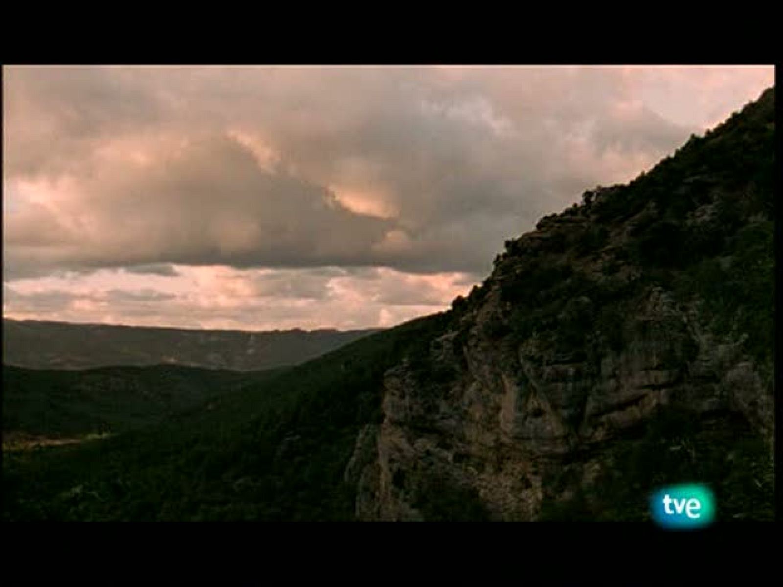 Al filo de lo imposible - La cara oculta de la tierra - Al filo de lo imposible | Ver