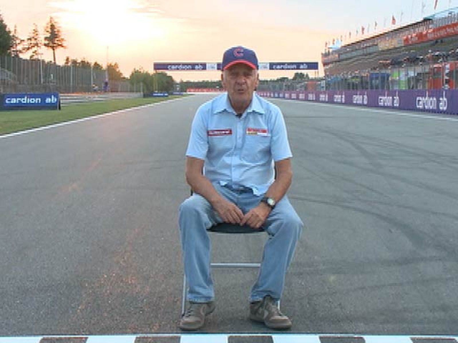 En el Gran Premio de Checoslovaquia de 1988, una chica finlandesa, Taru Rinne, tuvo en sus manos la 'pole' de 125cc durante 15 minutos.