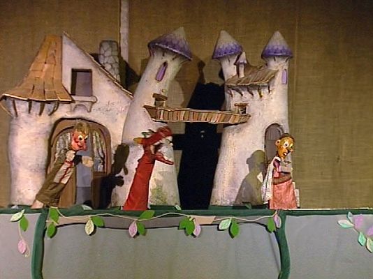  - Los Titiriteros de Binéfar