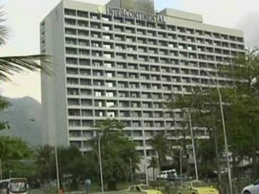  - Asalto en un hotel con rehenes