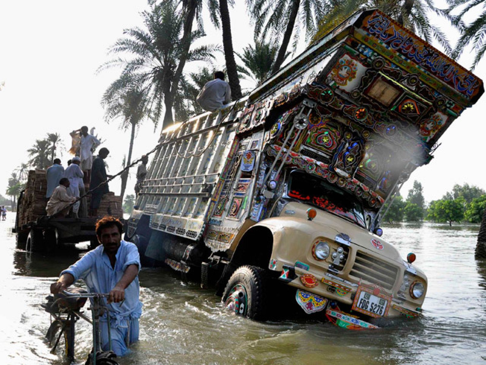Más de 200 mil personas han sido evacuadas en Pakistán