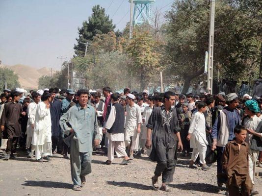 Telediario 1 - Telediario en 4' - 25/08/10