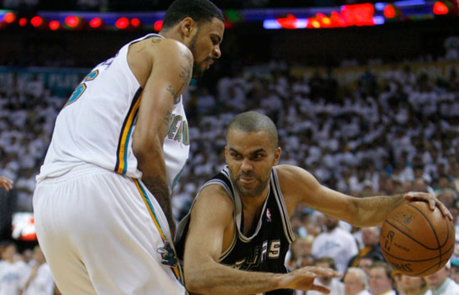 Los Lakers de Pau Gasol ya tienen rival para el play-off final de la conferencia Oeste: Serán los San Antonio Spers, o sea, los actuales campeones de la NBA.