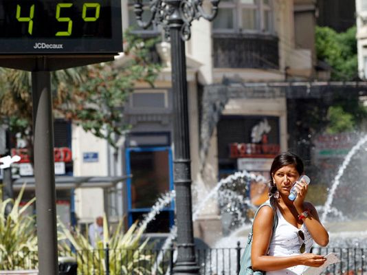 Telediario 1 - El Telediario en 4' - 28/08/10