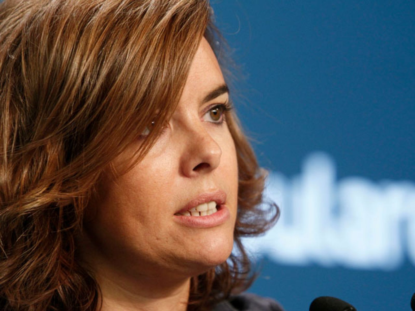 Soraya Saez de Santamaría contesta a Zapatero sobre las cuentas del Estado | Ver