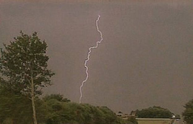 España Directo - Sobreviven a un rayo