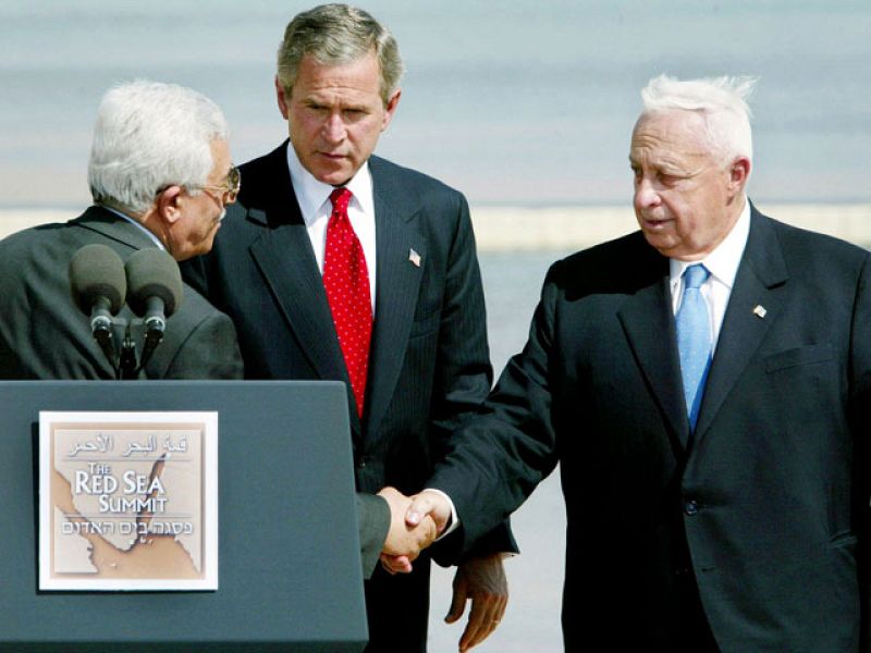 Los primeros ministros de Israel y Palestina se reúnen en Jordania (2003) | Ver