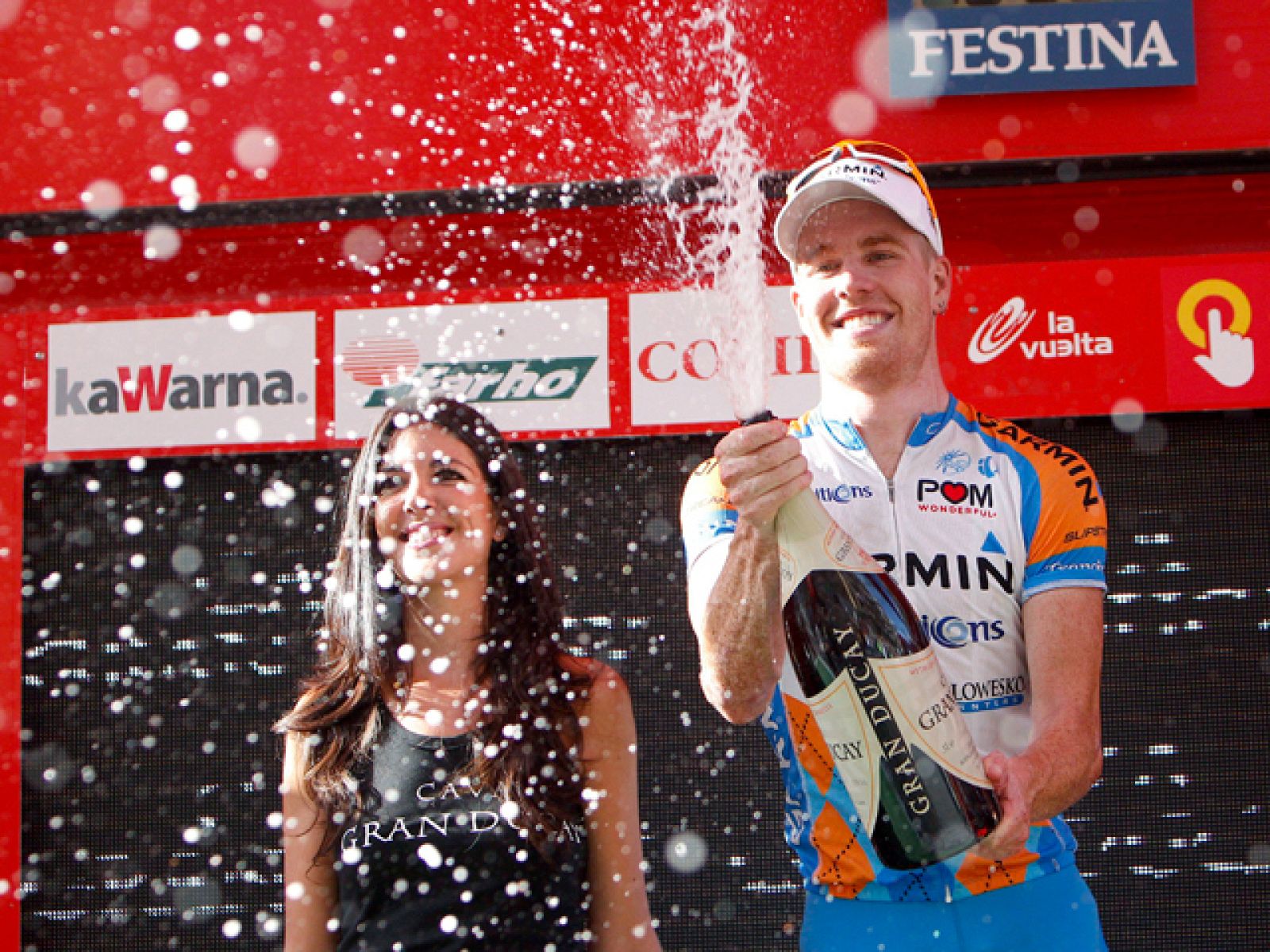 Farrar, el más fuerte al sprint - Vuelta ciclista a España | Ver