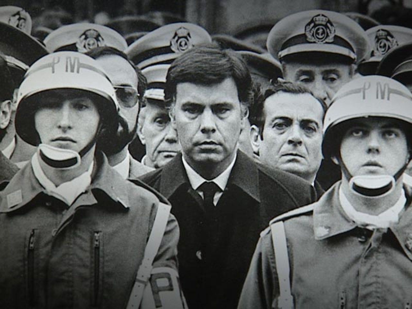 Las mejores fotos de Raúl Cancio en el libro "Simplemente periodismo" | Ver