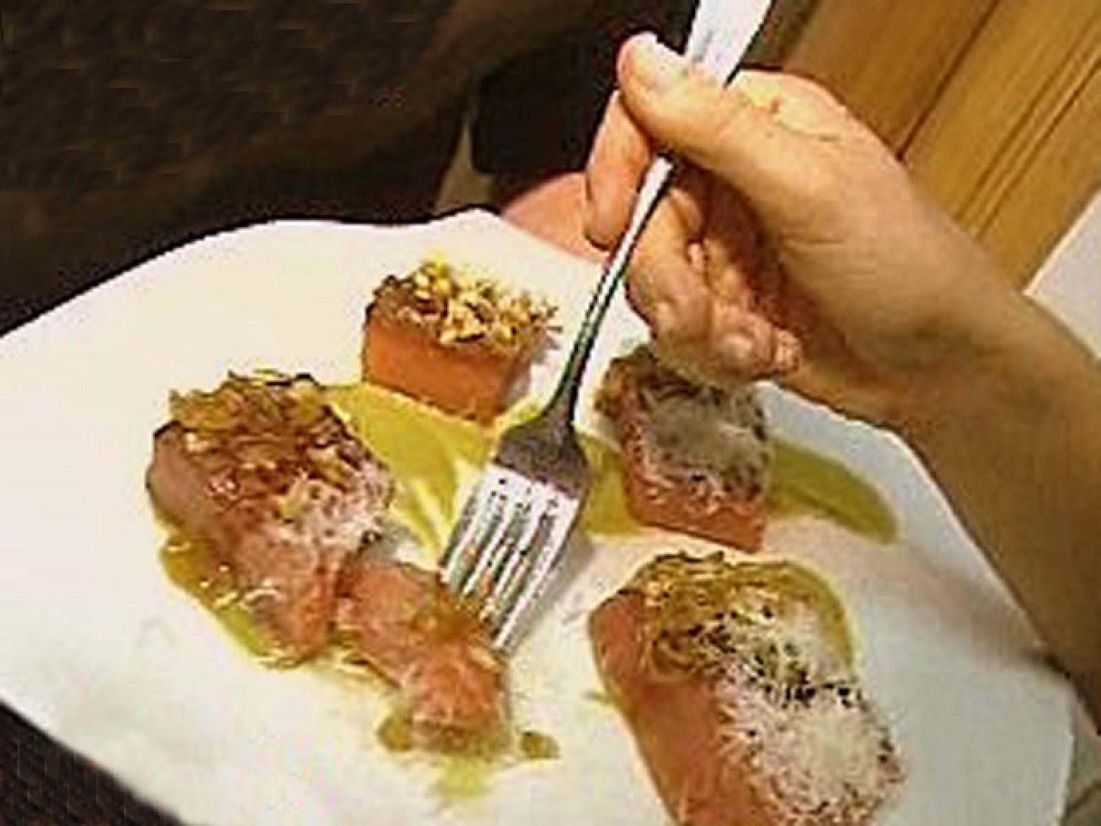 España Directo - Salmón con crema de guisantes - RTVE Cocina | Ver