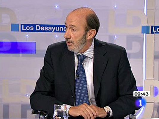  - Rubalcaba sobre ETA: "Tienen que dejar la violencia del todo y para siempre"