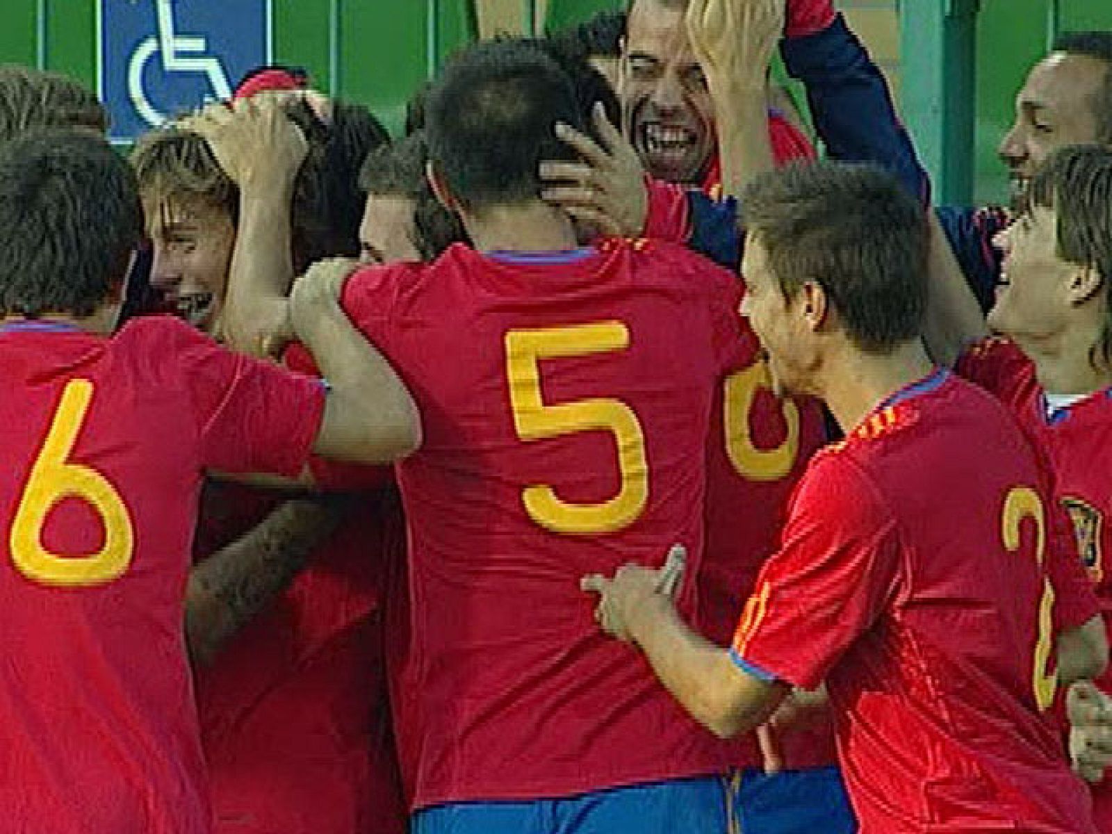 España vence por la mínima a Polonia | Ver