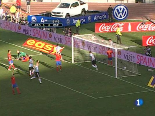  - Lujazo de Messi para empezar 1-0