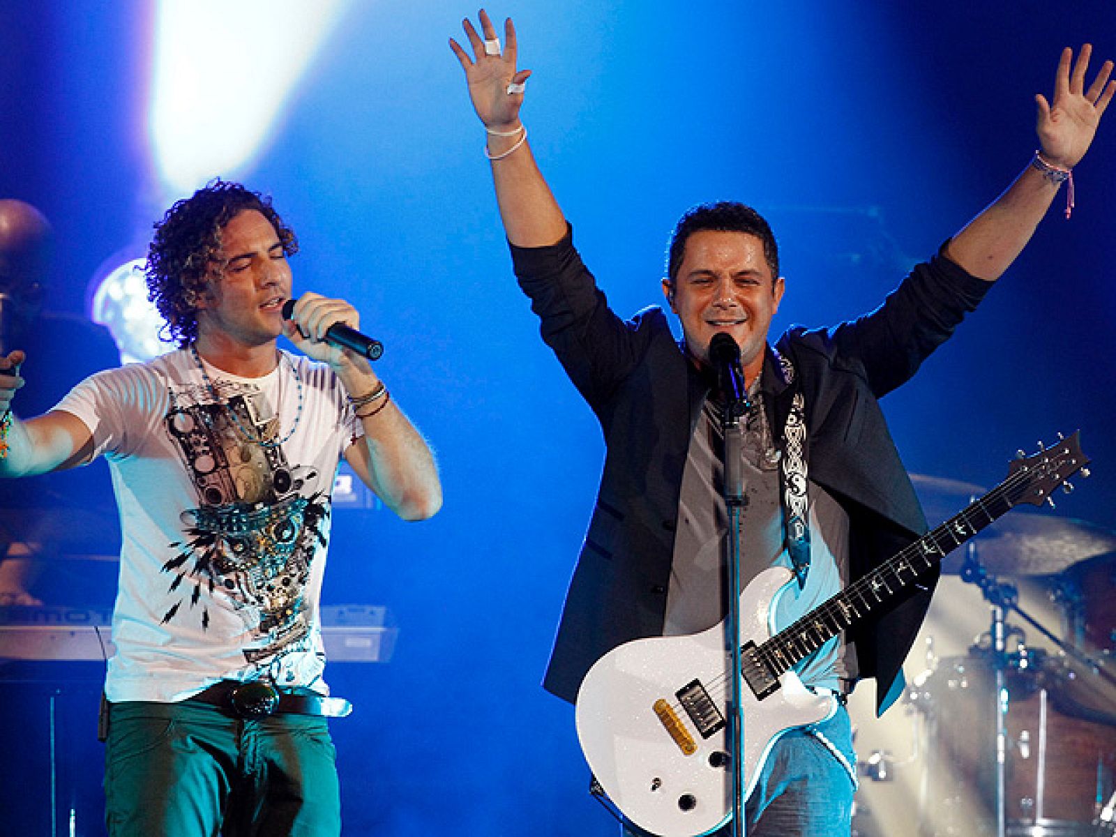 Alejandro Sanz llena el Palacio de los Deportes de Madrid | Ver