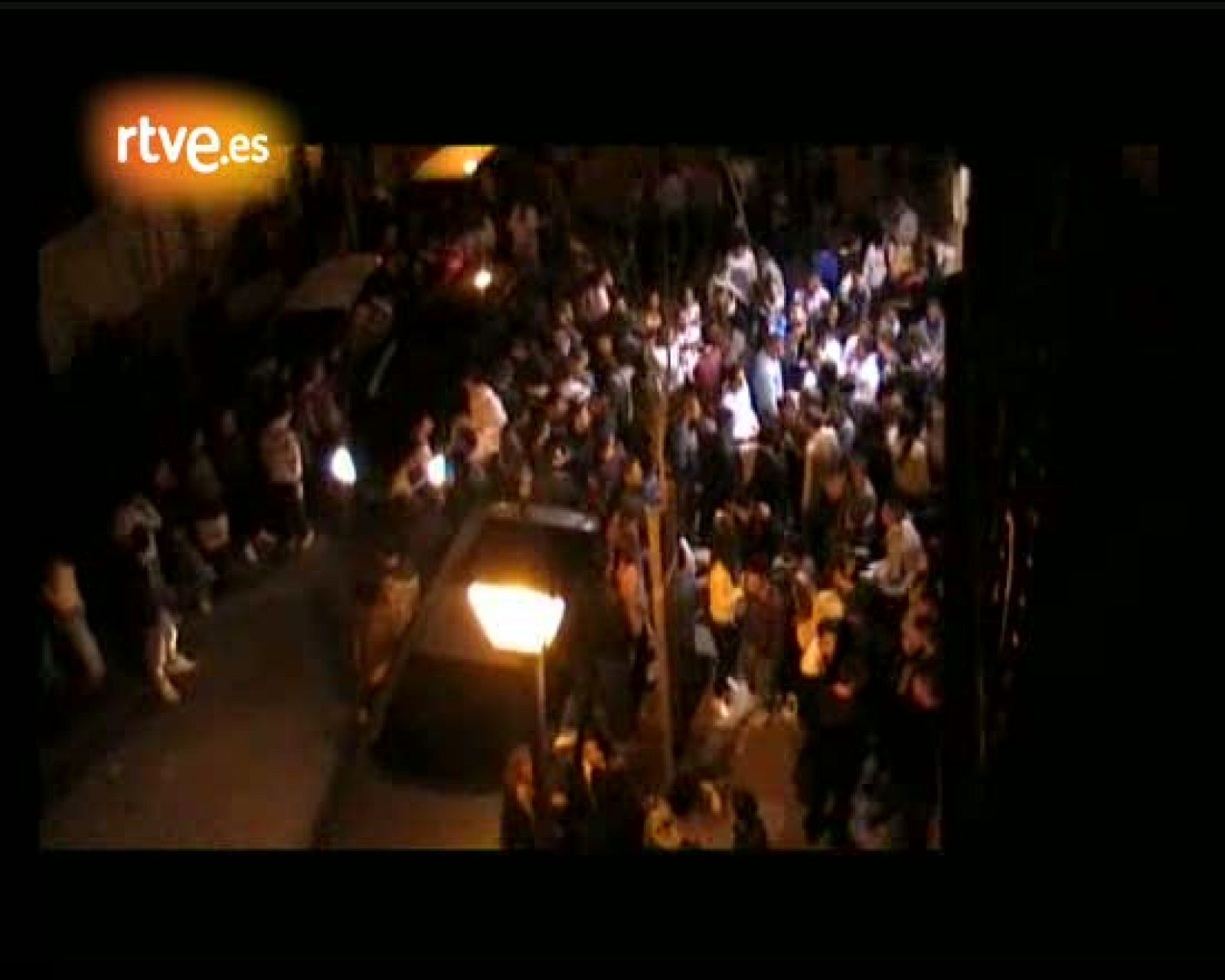 Crónicas - "El ruido del botellón" - Crónicas | Ver