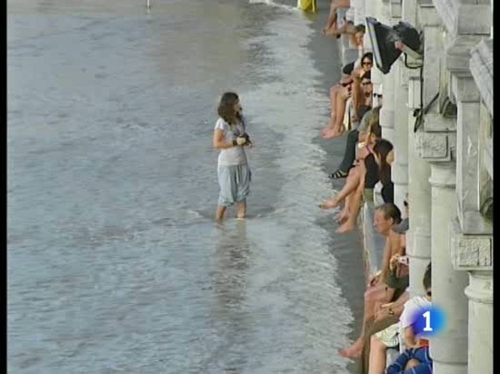 El mar se traga la playa de la Concha en San Sebastián - Ciencia y tecnología en Rtve.es | Ver