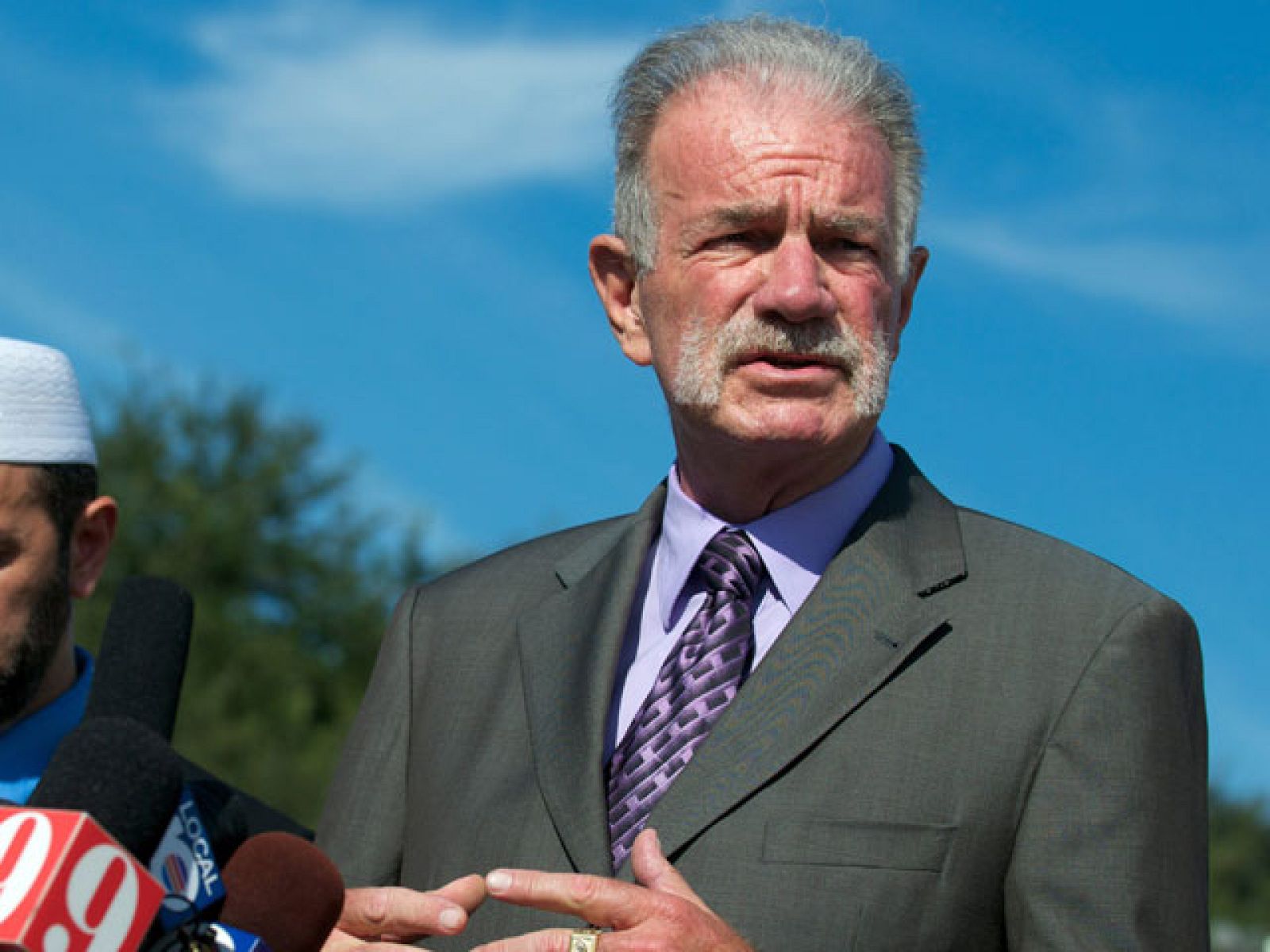 Telediario matinal en cuatro minutos - 10/09/10 | Ver