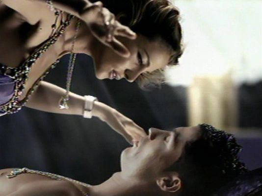  - Ronaldo y Pataki, pareja de anuncio