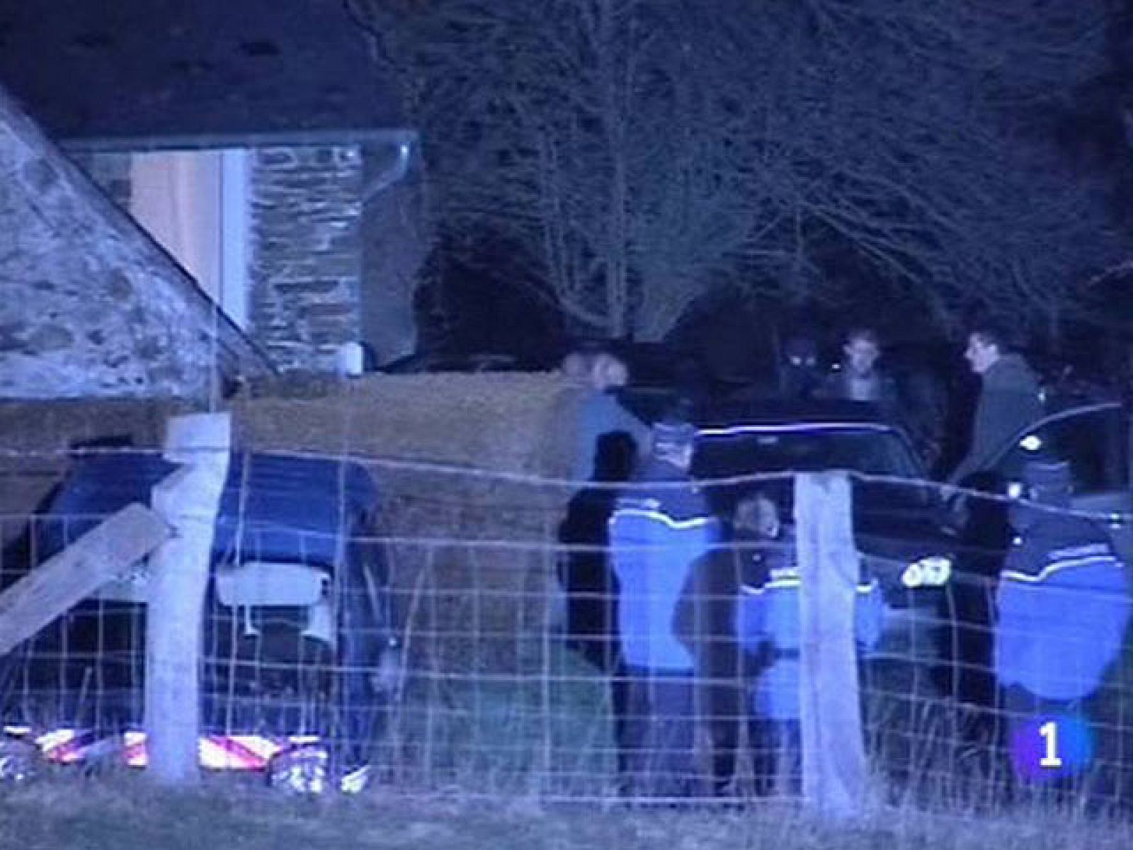 Los gobiernos español y francés remarcan la debilidad de ETA pero insisten en que todavía puede hacer daño.