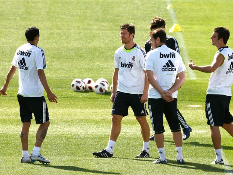 El intercambio de piropos entre Mourinho y Camacho han marcado las horas previas al encuentro que van a disputar el Real Madrid y Osasuna.