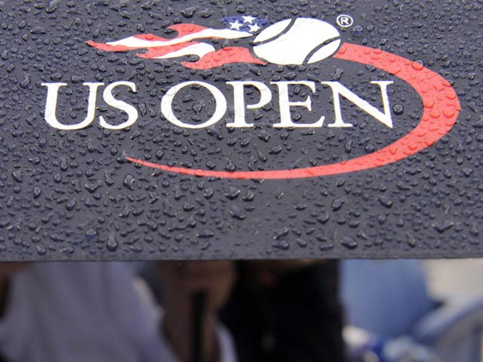 Agua de mayo para Djokovic | Ver