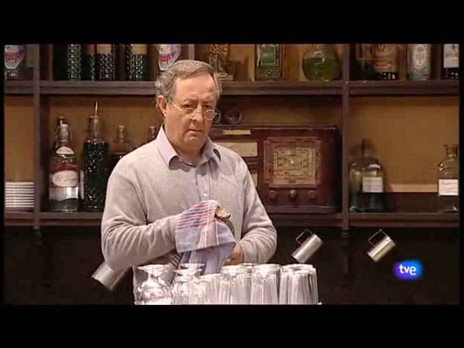 Amar en tiempos revueltos Cap.7