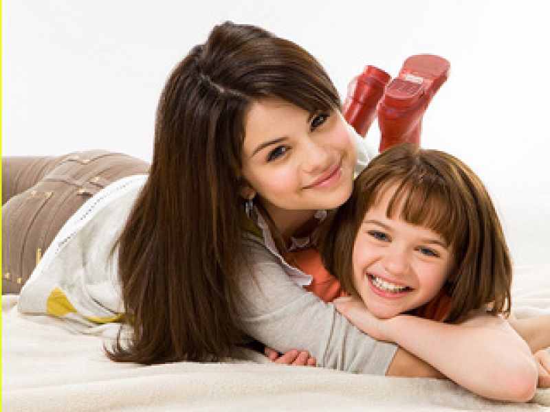 Las aventuras de la joven Ramona Quimby y su hermana mayor, Beezus, cobran vida en esta película basada en los libros de Beverly Cleary. Con la estrella de Disney Selena Gómez