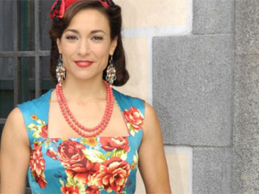 Amar en tiempos revueltos - Isabel Serrano es Adelina Sánchez