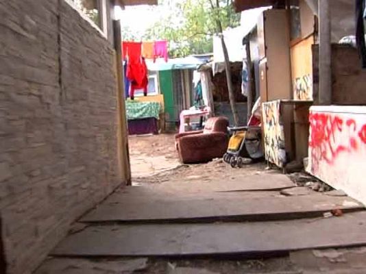  - Berlusconi apoya a Francia