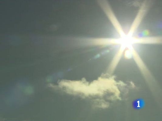 Vuelta ciclista a España - Mirando al cielo en Piedrahita