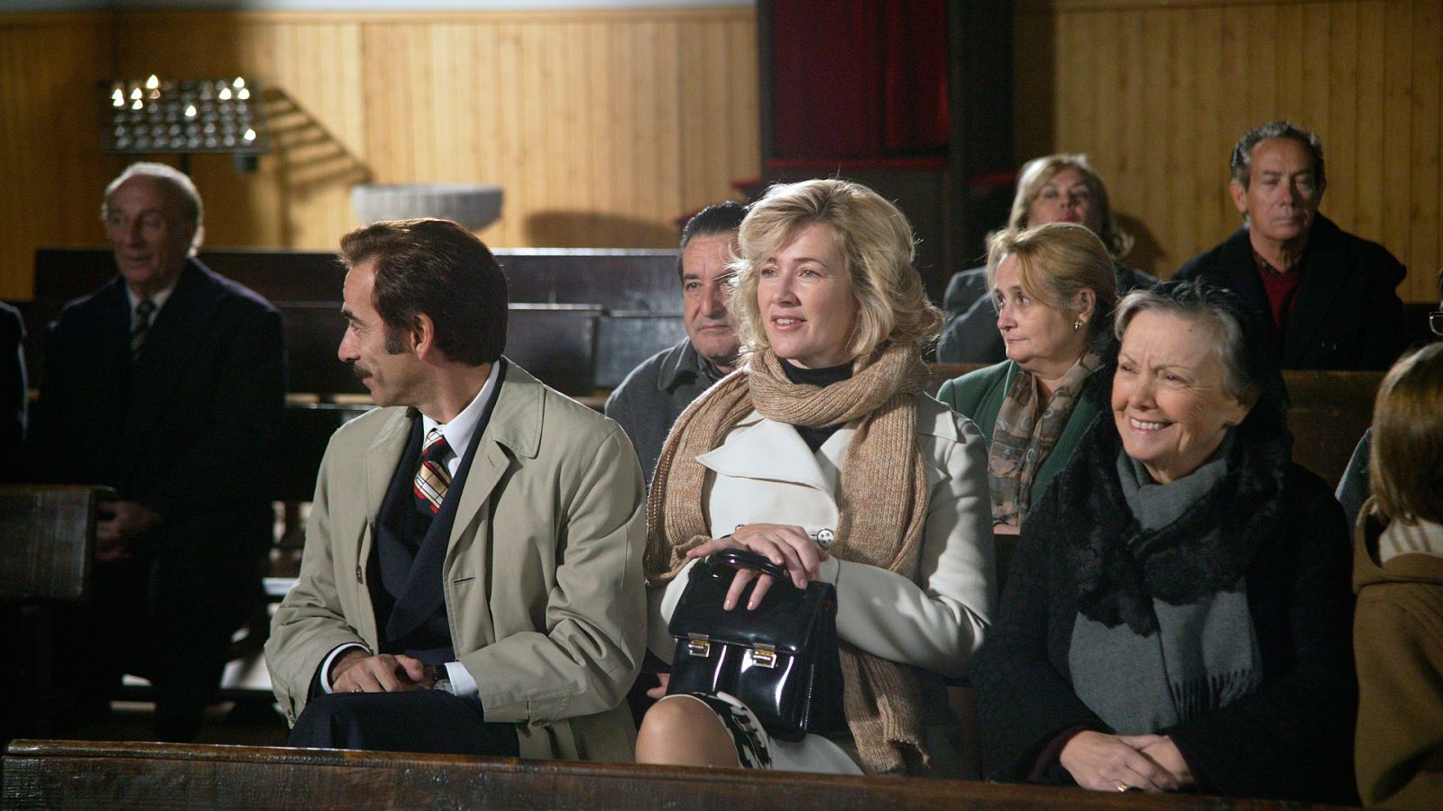 Cuéntame cómo pasó - T6 - Episodio 5: Creced y multiplicaos - Ver ahora