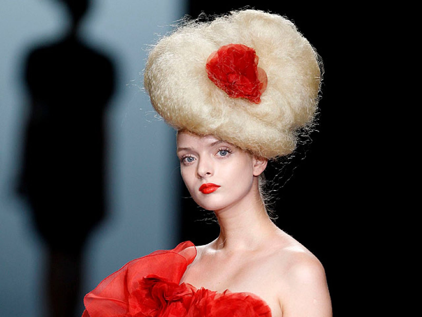 Elisa Palomino en Cibeles Madrid Fashion Week Septiembre 2010 | Ver