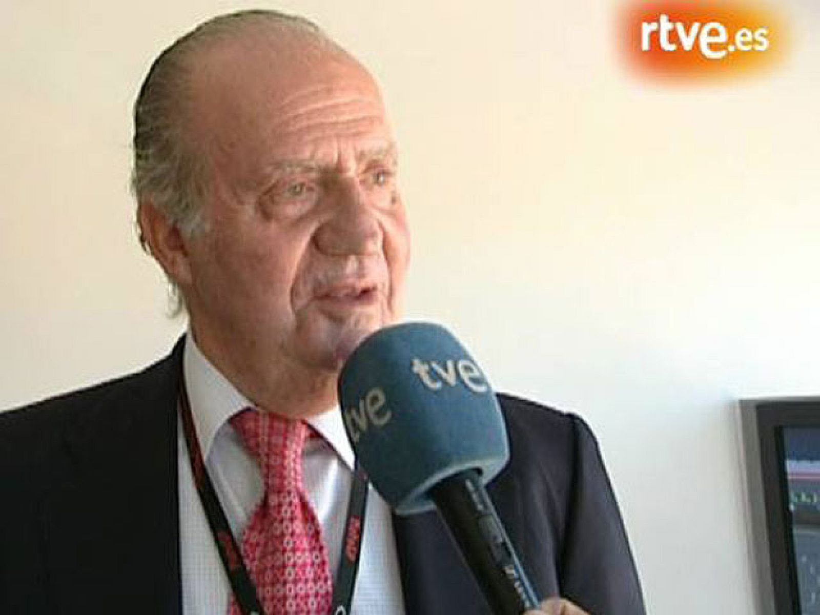 El Rey lamenta la muerte de  "un gran amigo" y "un gran patriota"