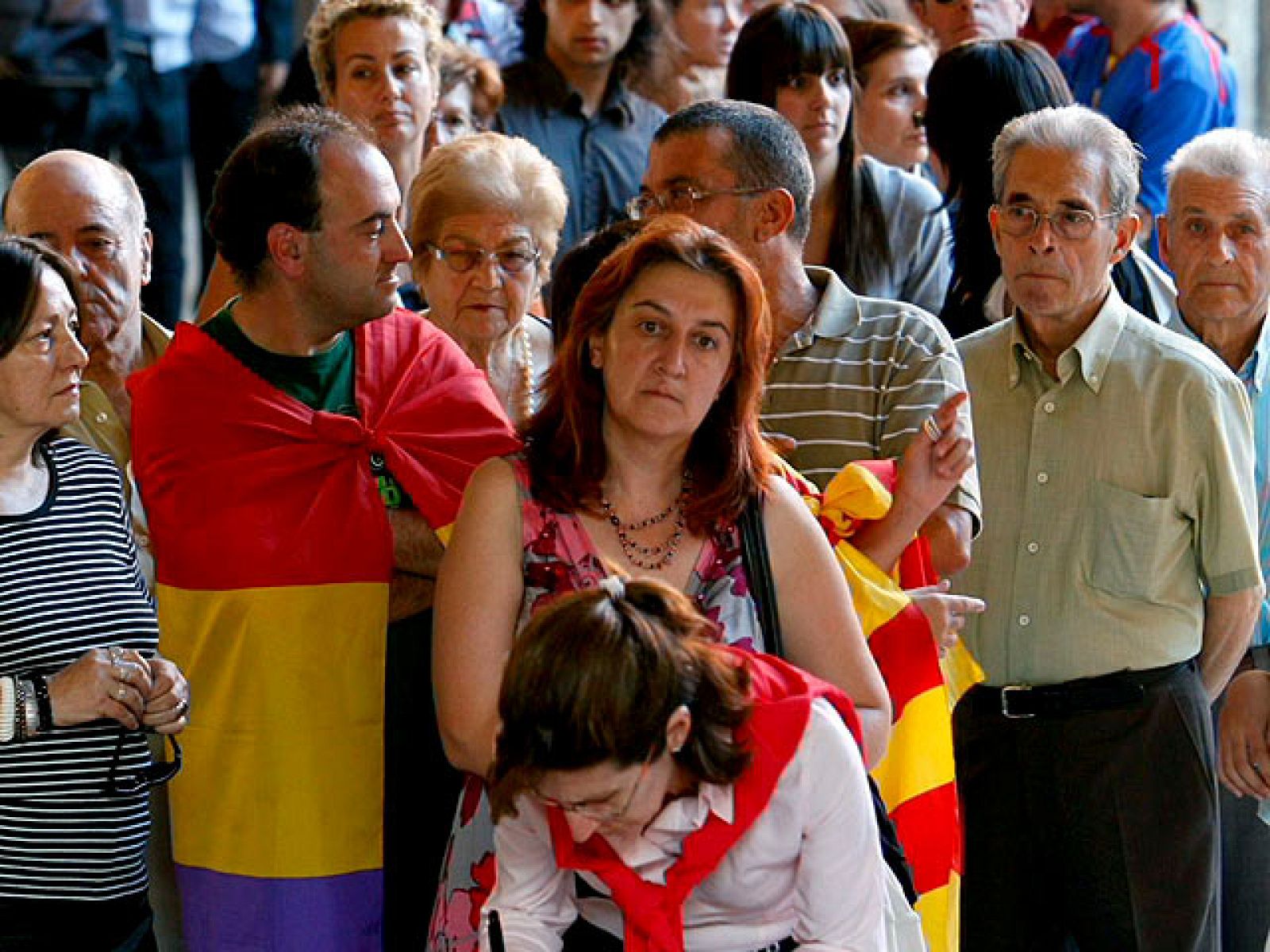 Miles de personas despiden a José Antonio Laborderta.