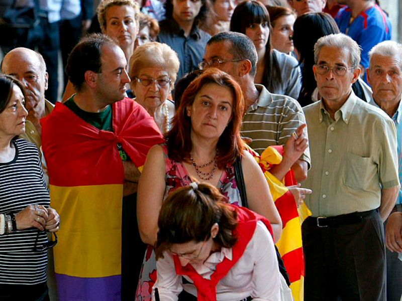 Miles de personas despiden a José Antonio Laborderta.