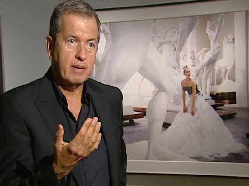 Mario Testino, fotógrafo peruano, expone en el Thyssen | Ver