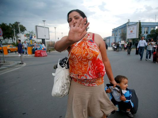  - Más de mil rumanos expulsados